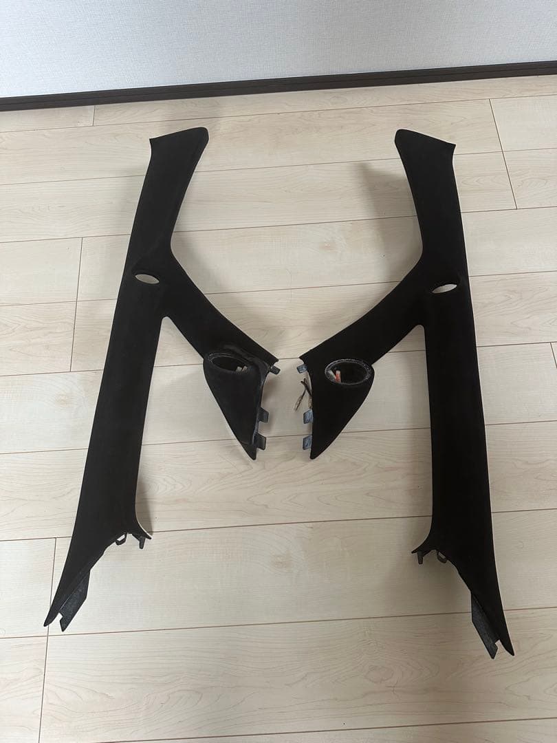 80ヴォクシー フロントピラー オーディオ