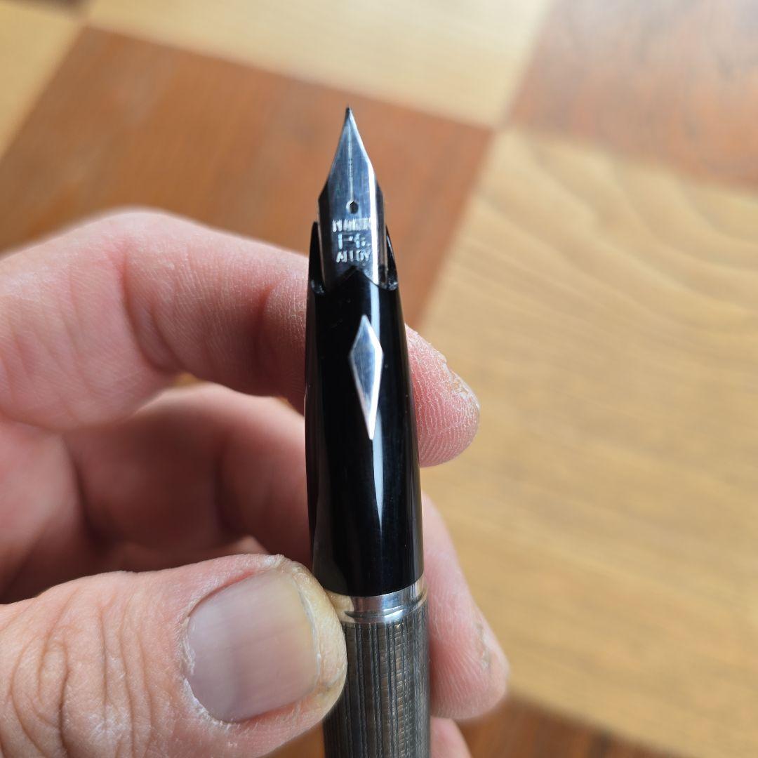 ステンレススチール 万年筆 ストライプデザイン ( pt) silver