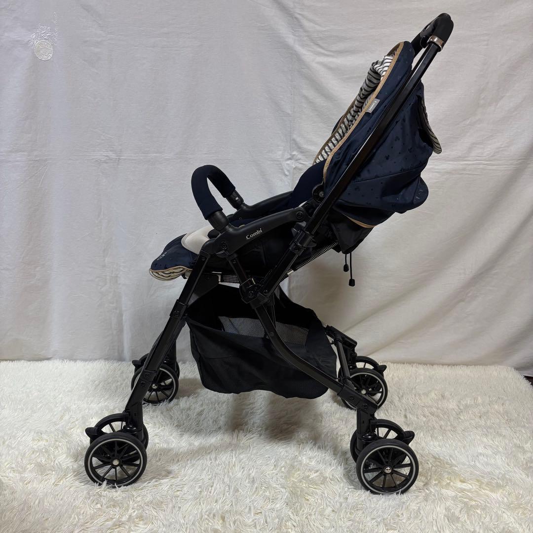 コンビ　ベビーカー　メチャカルハンディ　オート４キャス　HG　ミッキー