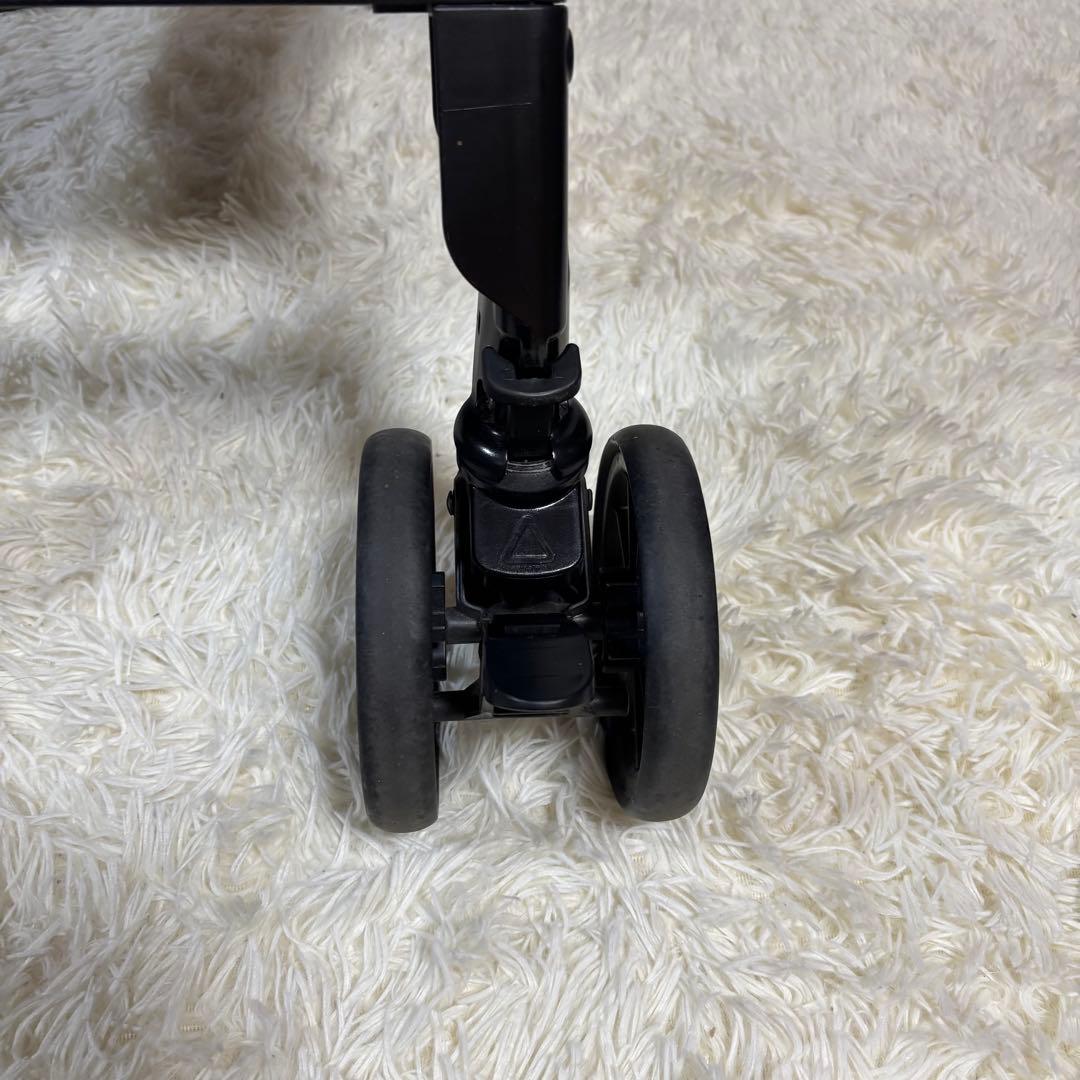 コンビ　ベビーカー　メチャカルハンディ　オート４キャス　HG　ミッキー