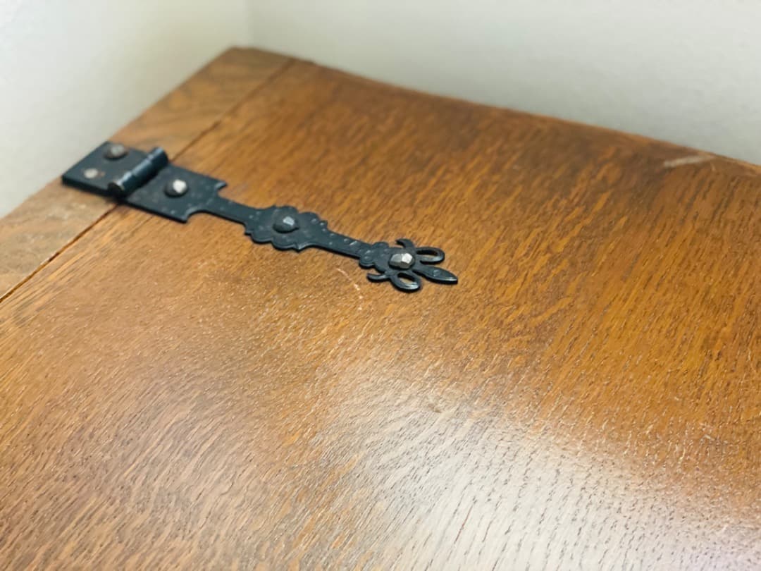 クラシックスタイルの高級木トランク