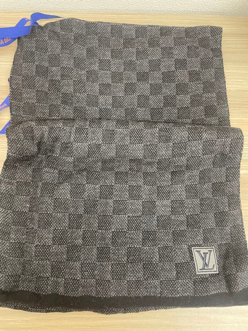 【未使用】ヴィトン ダミエグラフィット エシャルプ プティ M70028