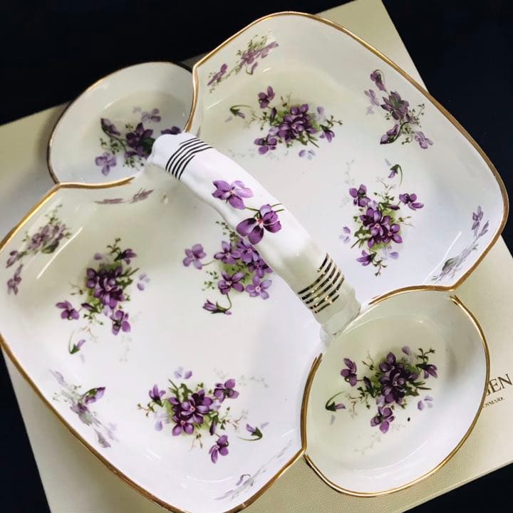 ハマースレイ  バイオレット　ストロベリーバスケット