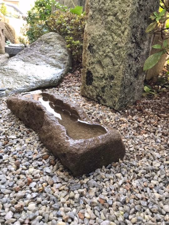 【石鉢・寄せ植え鉢・多肉植物鉢】造園水石飾り石ガーデニングバードバス箱庭