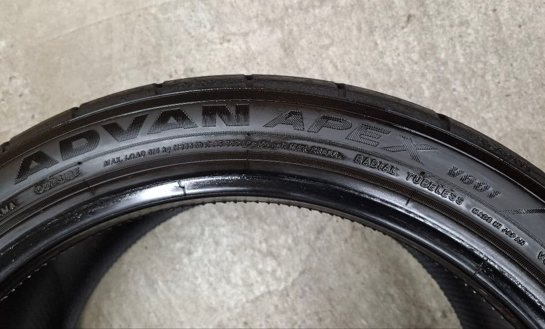 ヨコハマ アドバン APEX V601 2025年 235/40R18 タイヤ