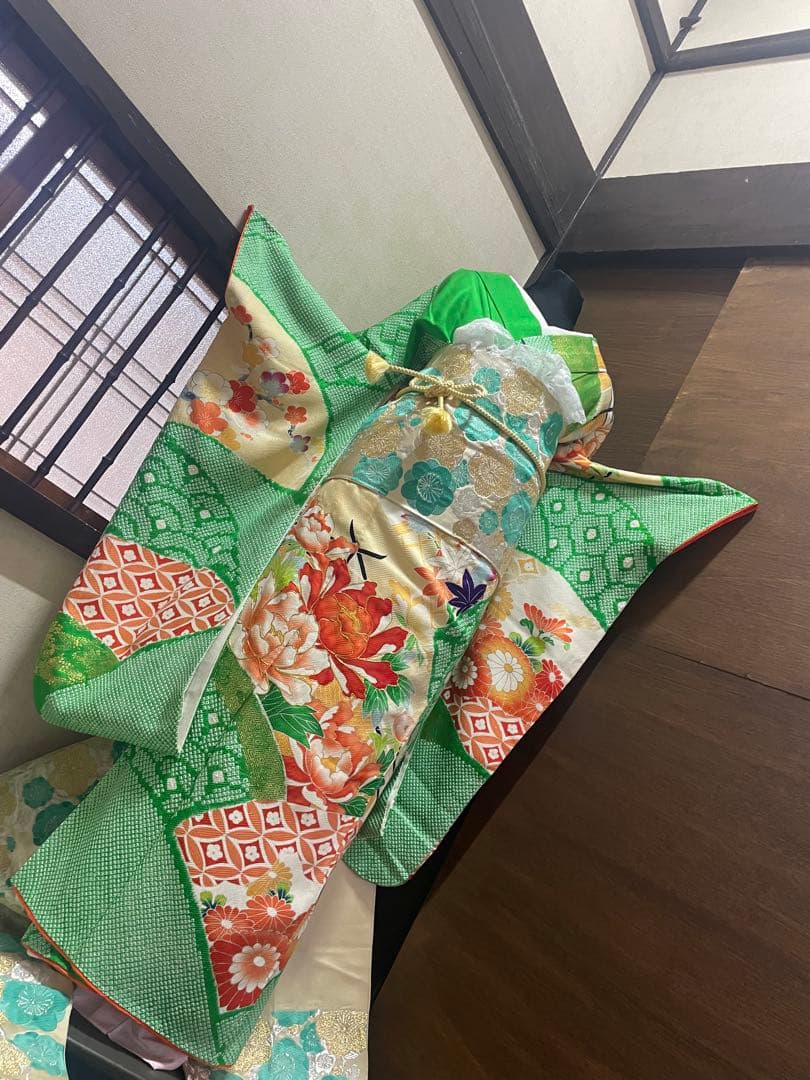 振袖 フルセット6点サイズS〜M絞り金駒刺繍　正絹　売り切り終了