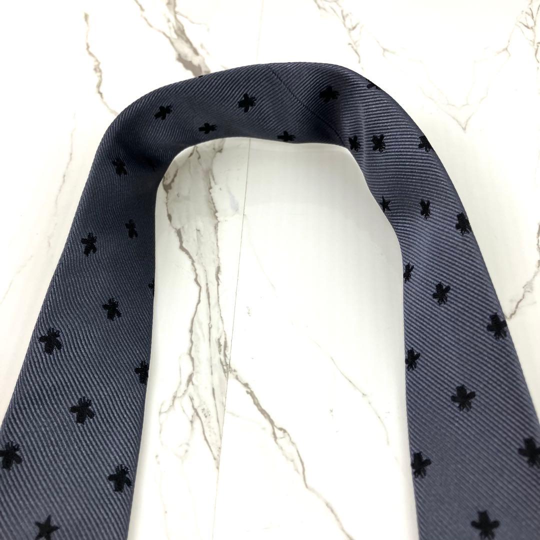 美品　現行モデル　GUCCI グッチ　ネクタイ　蜂　星　ジャガード　グレー