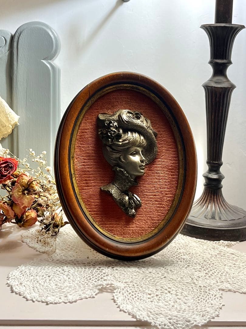 ◆フランスアンティーク｜手彫りピューター製F額壁掛け女性像、手作り雑貨置物レトロ