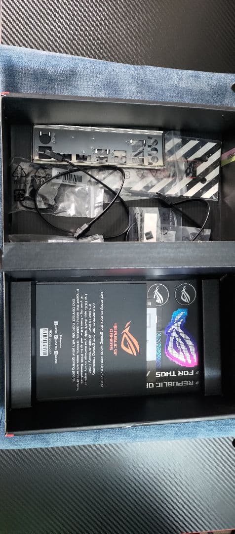 ASUS ROG Z590-E Gaming WiFi LGA1200 マザボ