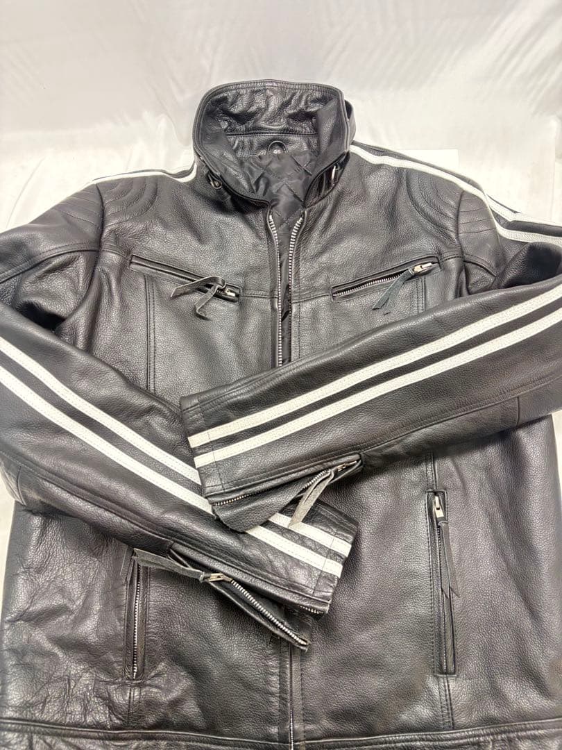 ①Freedom レザー ライダース ジャケット ホワイトライン