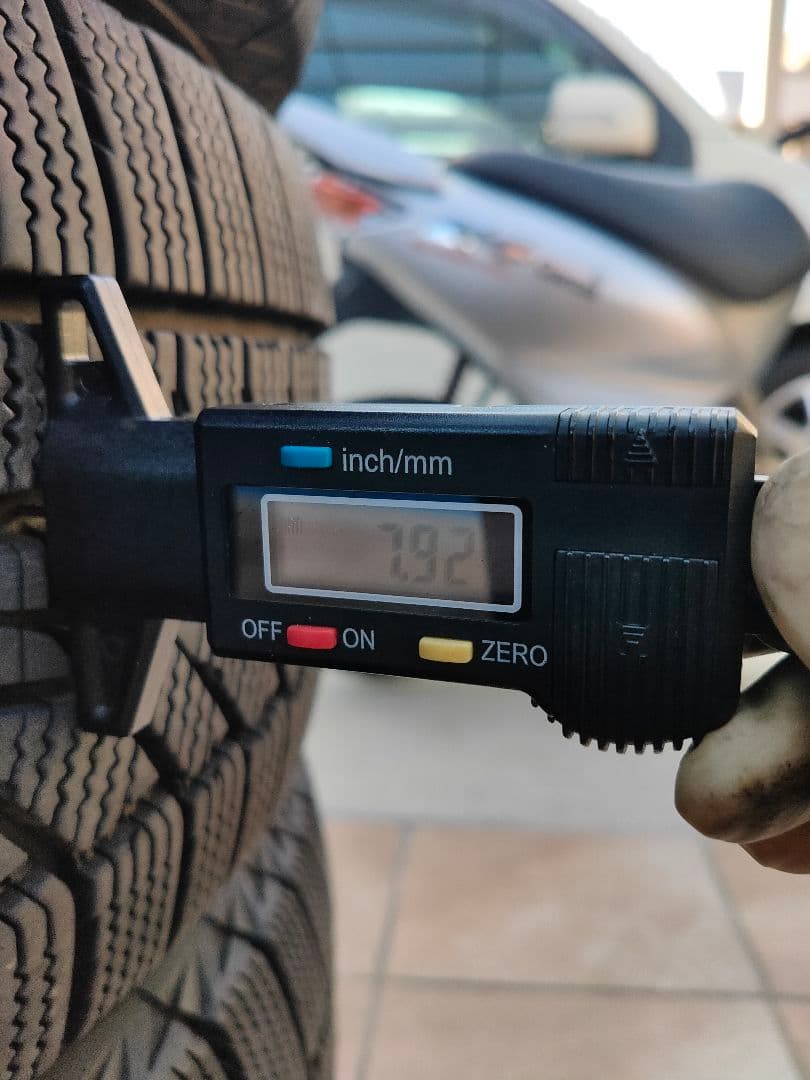 HANKOOK Winter i*cept iZ2 A 185/60R15 4本