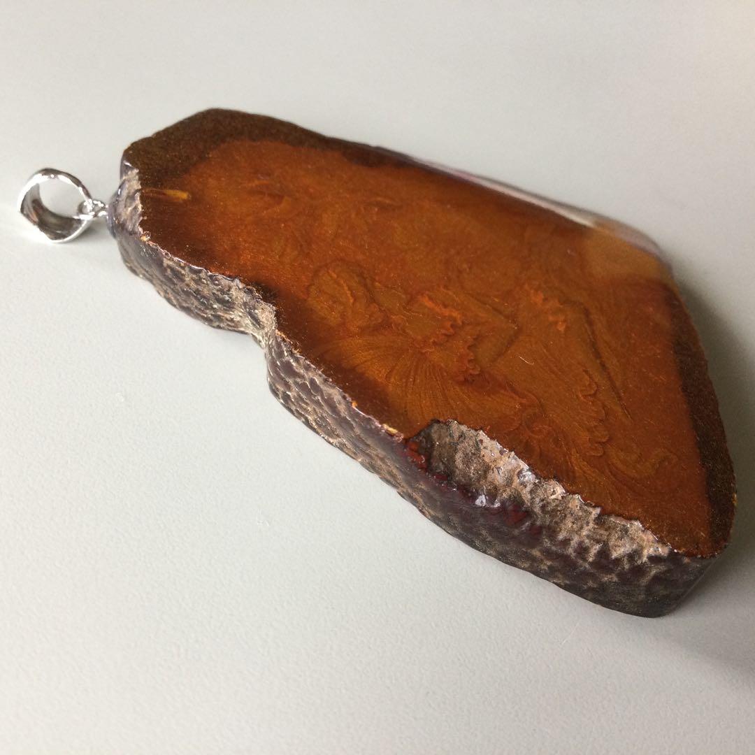 琥珀ペンダントトップ(インタリオ妖精)