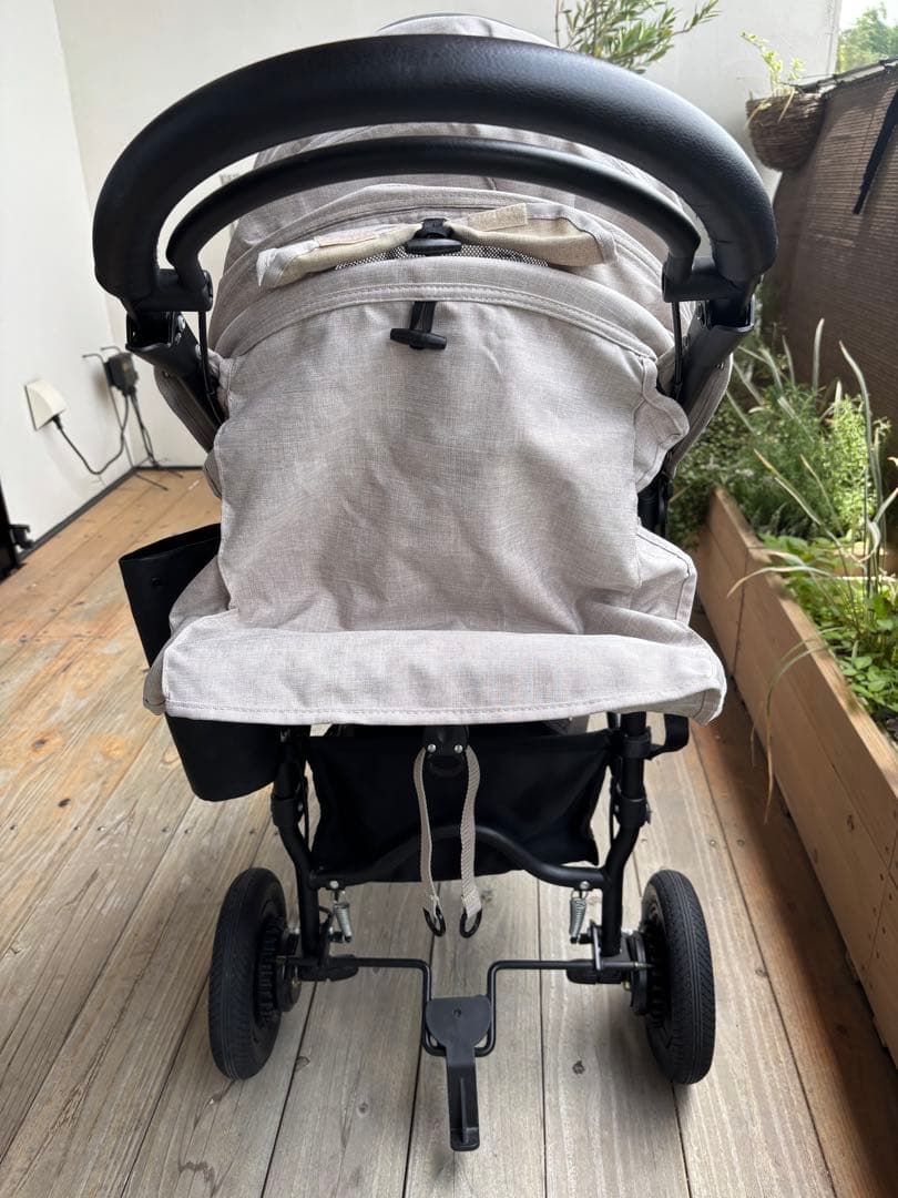 AIRBUGGY ココブレーキ フロムバースEX （レインカバー、空気入れ付）