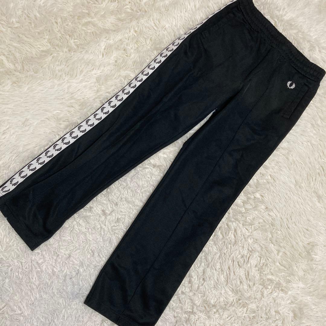 FRED PERRY トラックパンツ ブラック M スポーツ