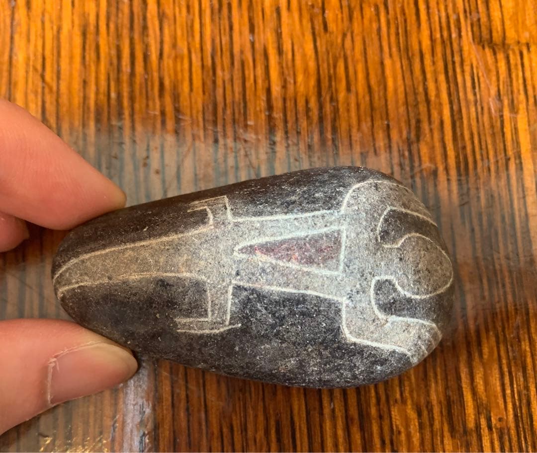 地上絵ストーン