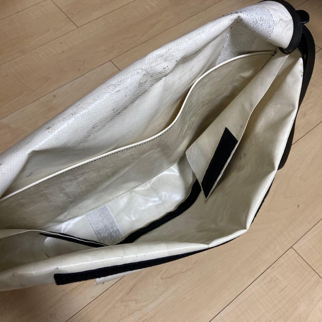 FREITAG メッセンジャーバッグ ホワイト/ブルー　F13 TOPCAT