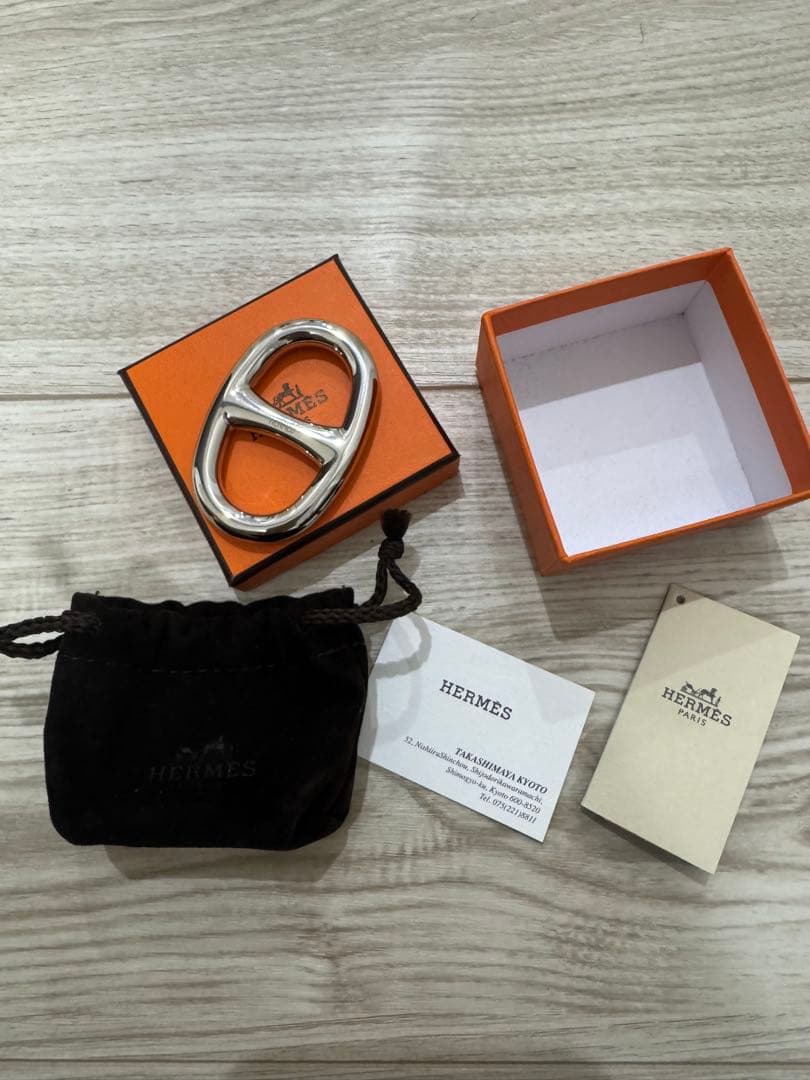 【新品未使用】　エルメス　スカーフリング　シェーヌダンクル　シルバー　本革紐つき