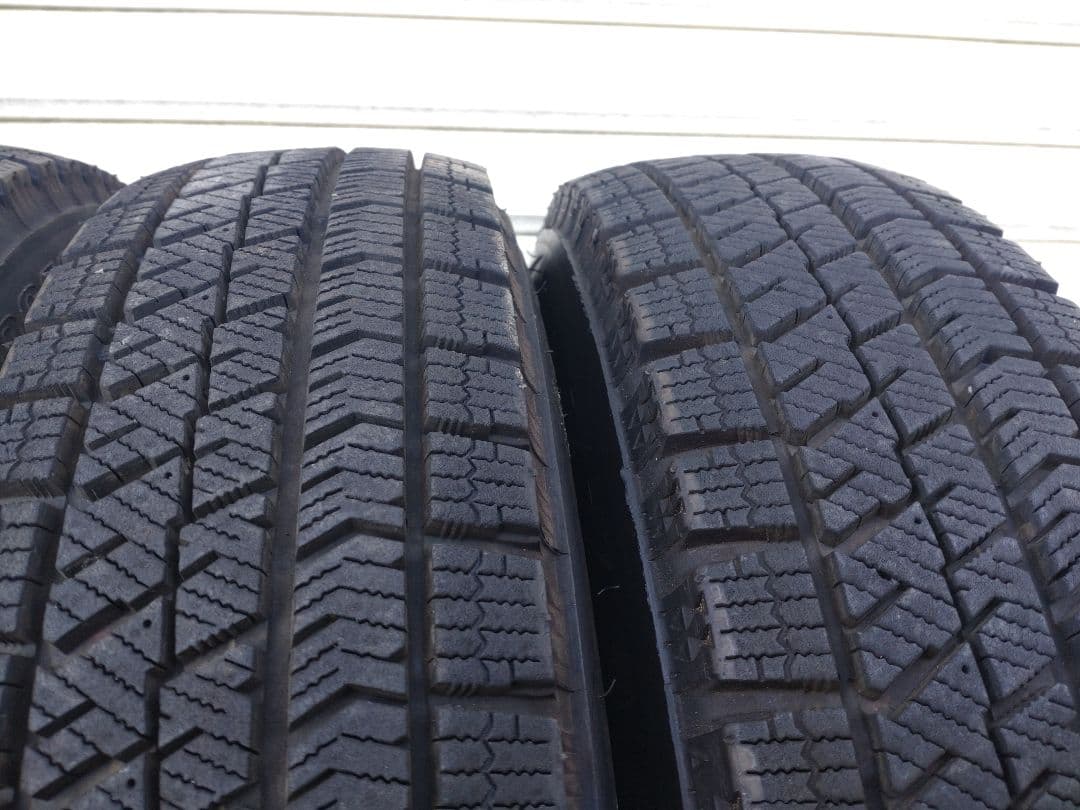 ブリザック　VRX2　18年　145/80R13