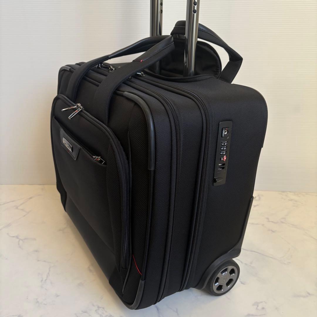 極美品 サムソナイト ビジネスキャリー「PRO-DLX4」機内持ち込 黒