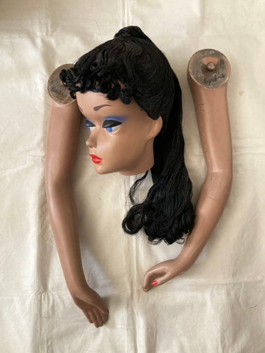 バ-ビ-等身サイズマネキン(マテル社承諾済み品)