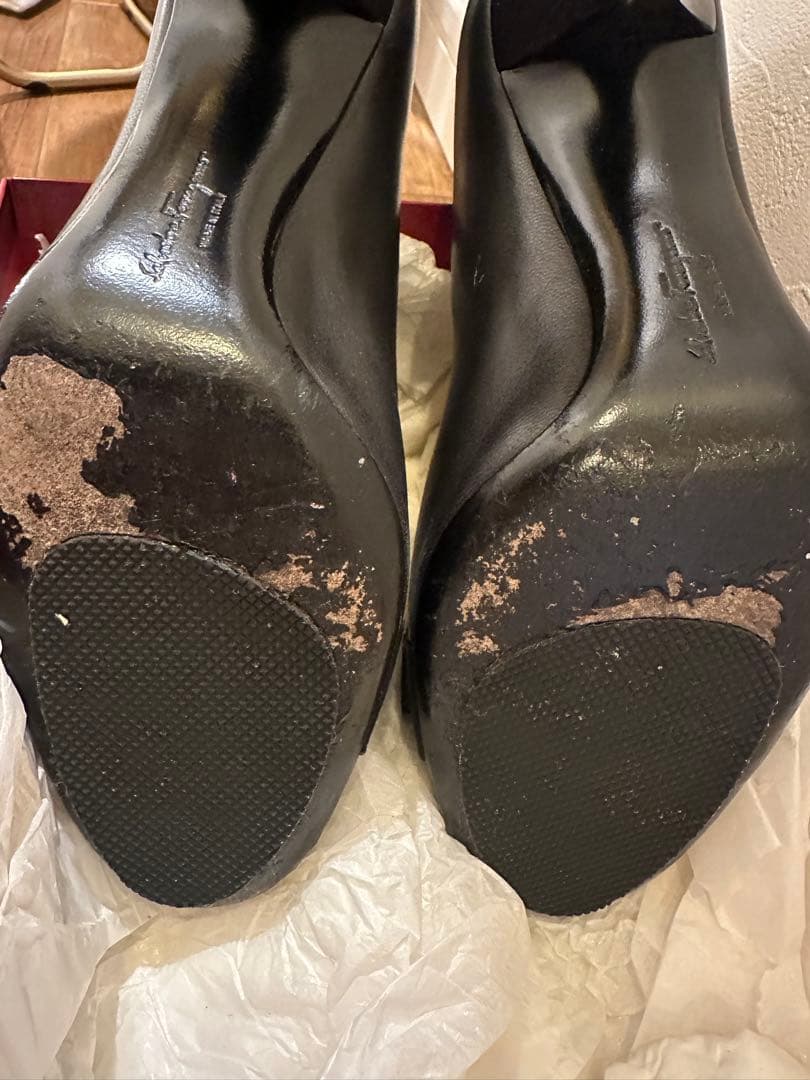 【極美品】フェラガモCARLA8cmヴァラリボンパンプス 6 1/2C 23.5