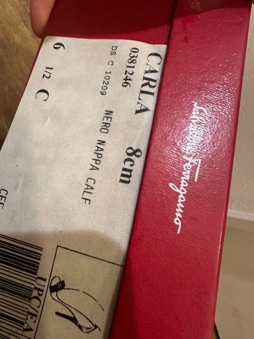 【極美品】フェラガモCARLA8cmヴァラリボンパンプス 6 1/2C 23.5