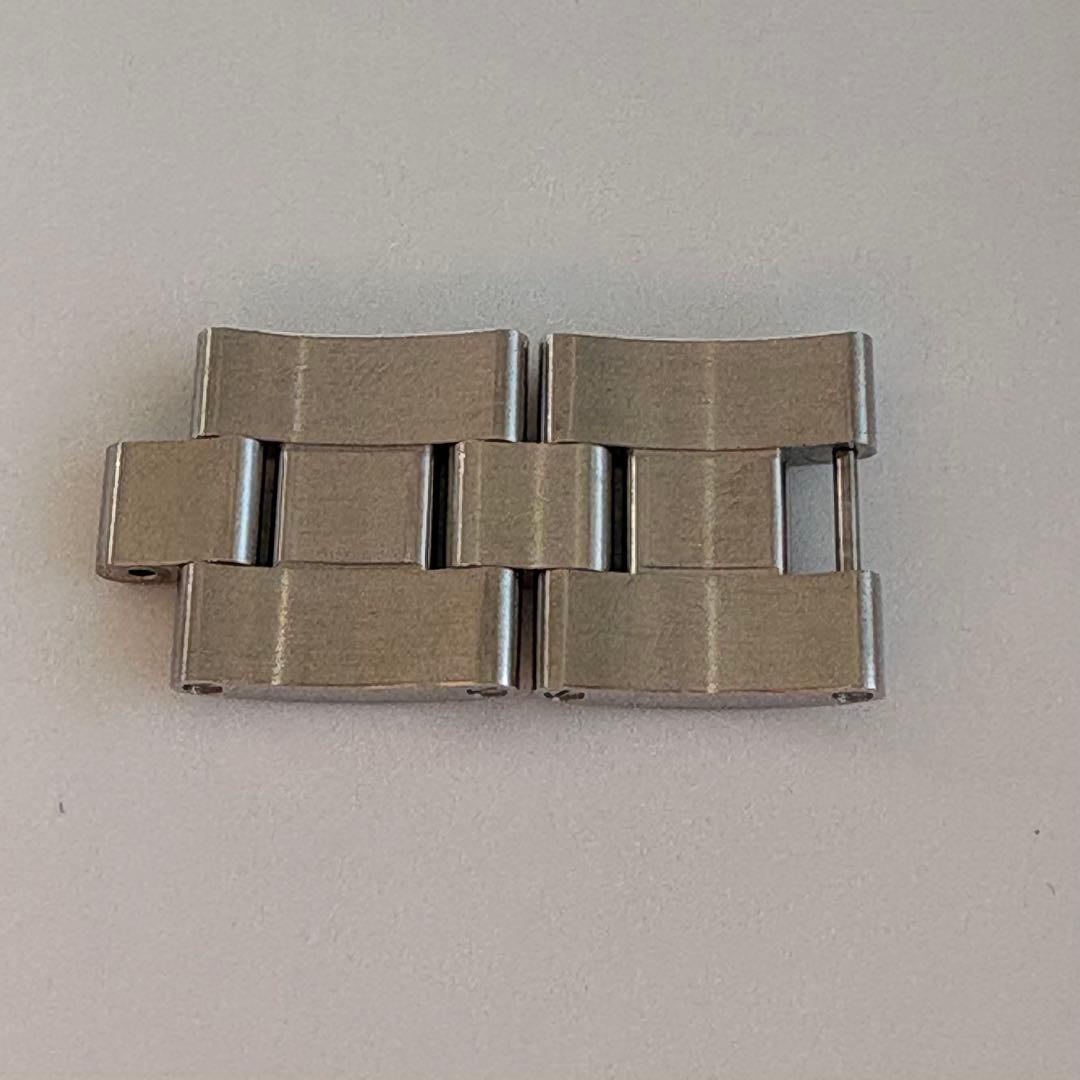 カルティエ　ロードスター　2コマ