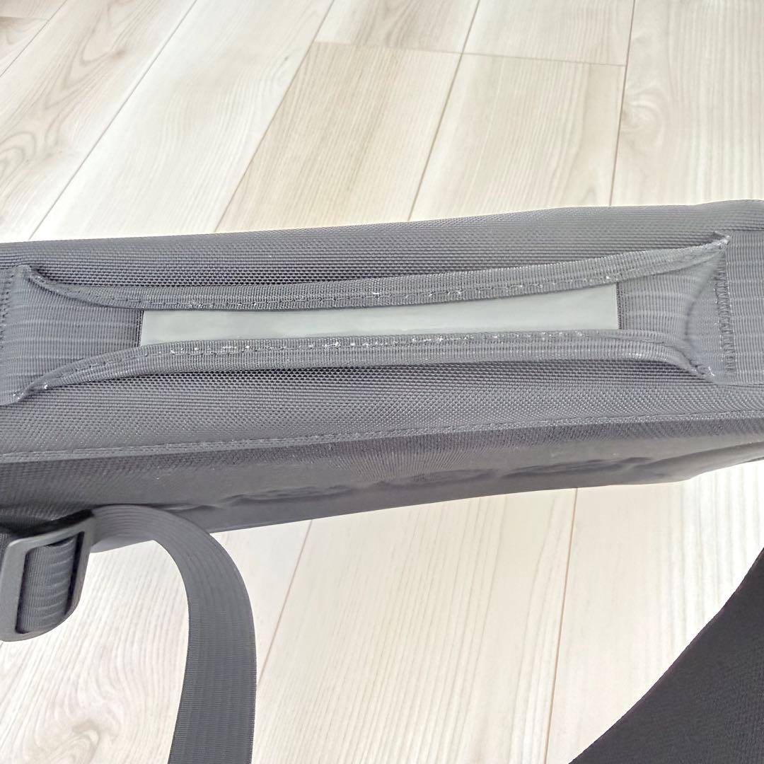 MAMMUT Xeron Messenger 14ブラック ショルダーバッグ