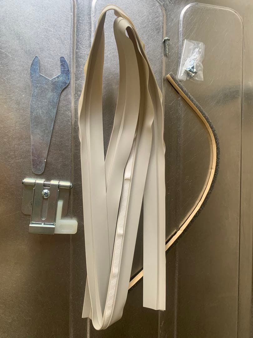 ウィンドウ型エアコン CW-F1617 コロナ