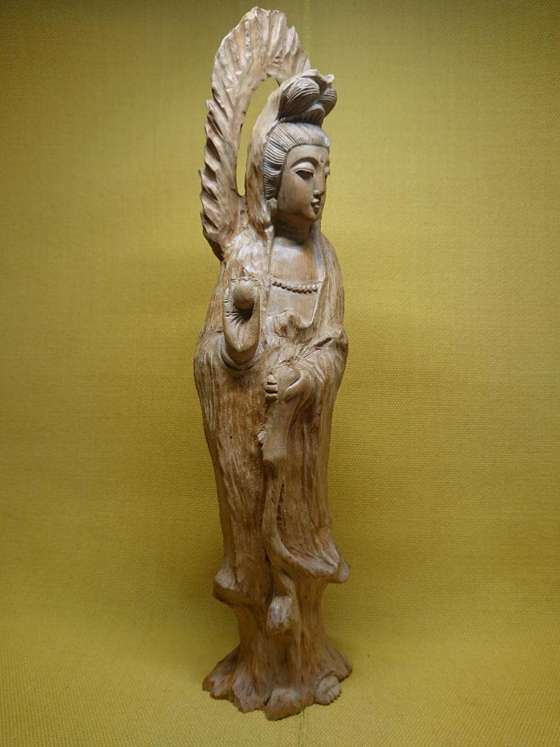 仏教美術　観音　仏像　木彫　置物　インテリア　工芸品　美術品　A1282