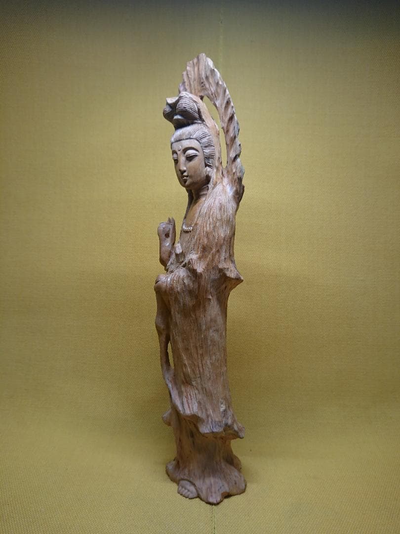 仏教美術　観音　仏像　木彫　置物　インテリア　工芸品　美術品　A1282