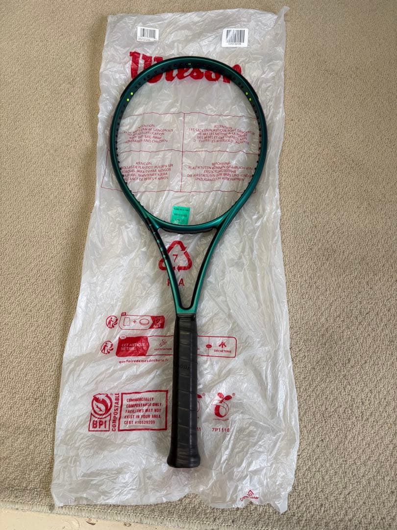 Wilson ブレード　 100V9 16x19 テニスラケット　G3