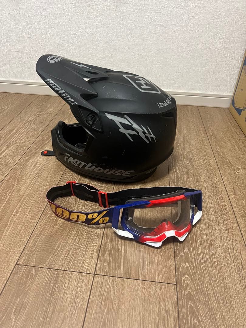 さ*ら様 ※最終値下げ※BELLMX-9MIPSM Fasthouse100%ゴ