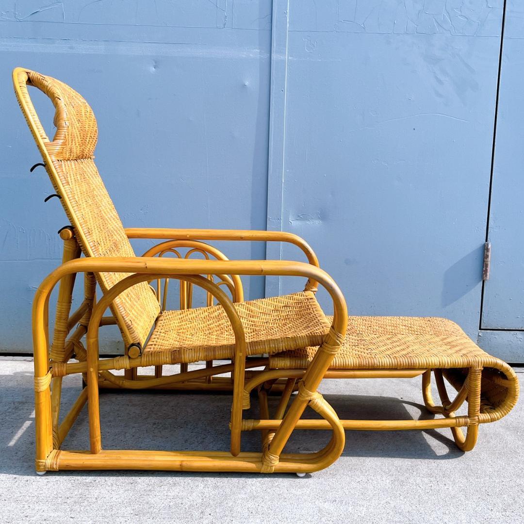 【送料無料】 ラタン リクライニングアームチェア マガジンラック オットマン