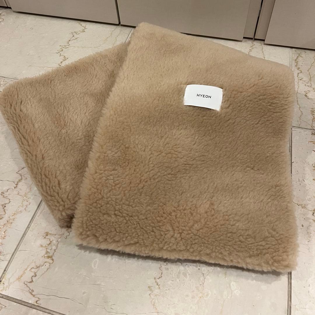 【未使用タグ付き】HYEON ted stole / beige ボア　ストール