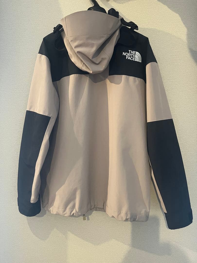 ノースフェイス　THE NORTH FACE マウンテンパーカー