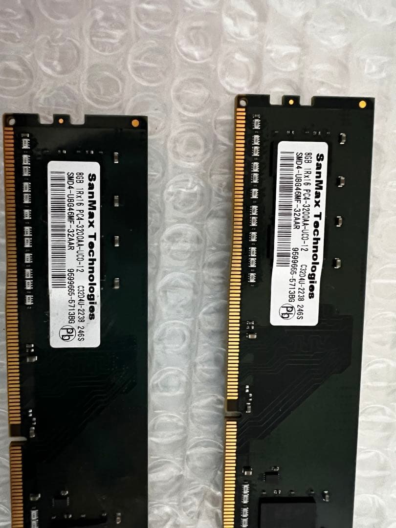 SanMax SMD4-U8G46ME-32AAR 8GBx2枚　16GB