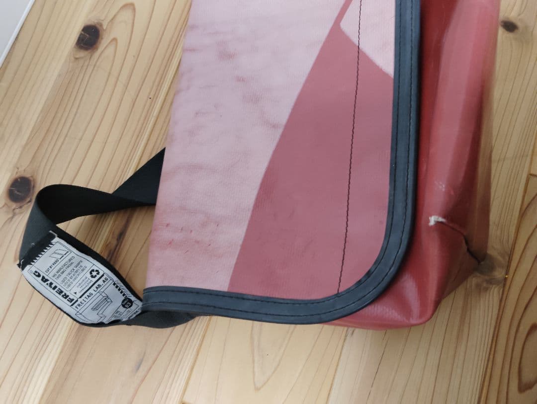 【専用】FREITAG メッセンジャーバッグ 赤/ピンク