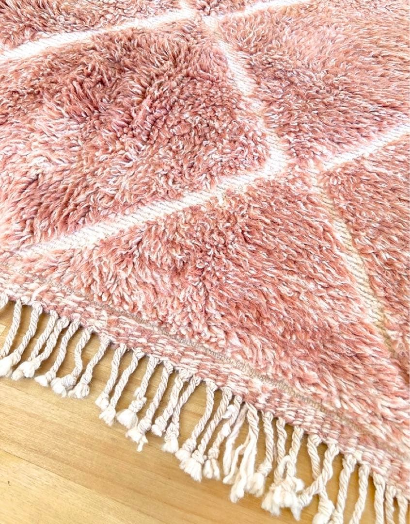 【モロッコ直輸入】手織りラグ　一点物　ベニワレン　美品