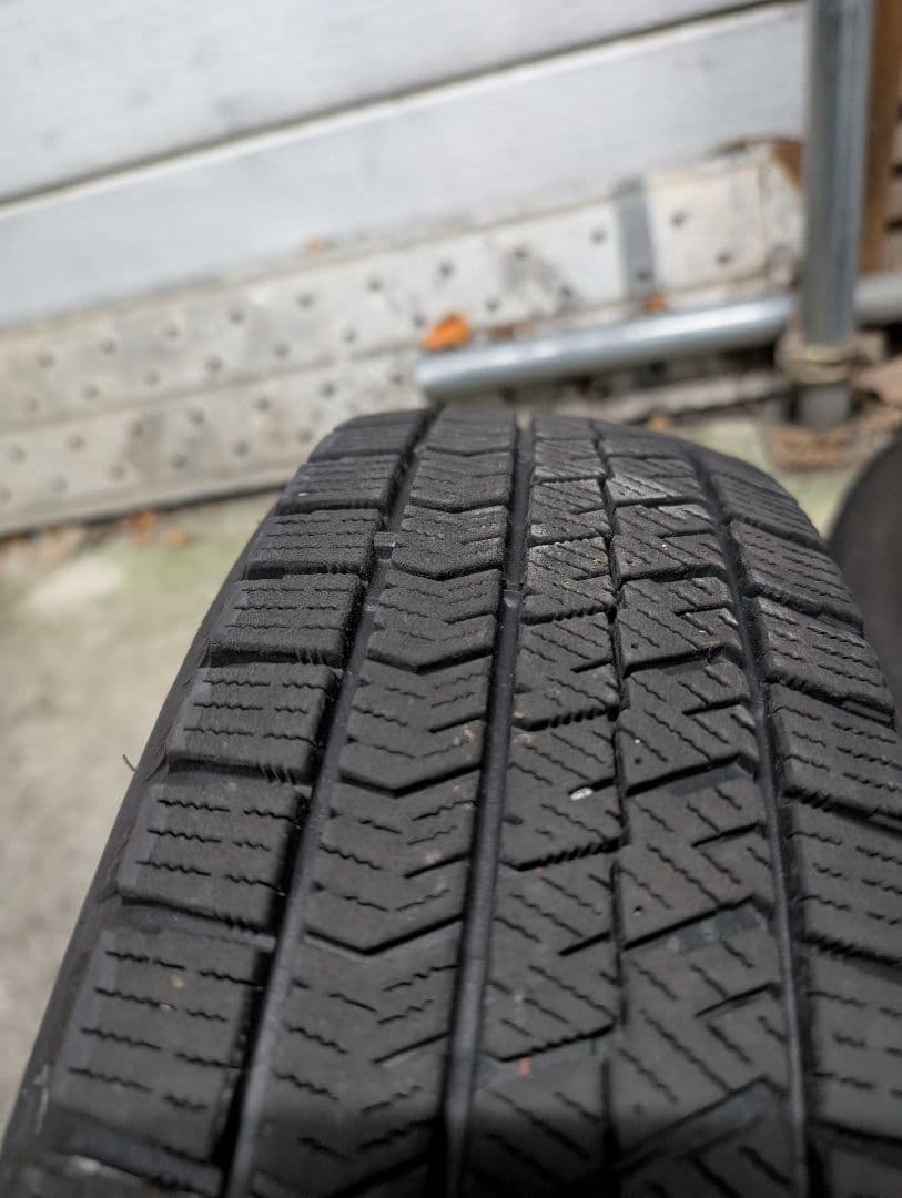 軽自動車全般！【21年製】155/65R14冬タイヤ4本セット