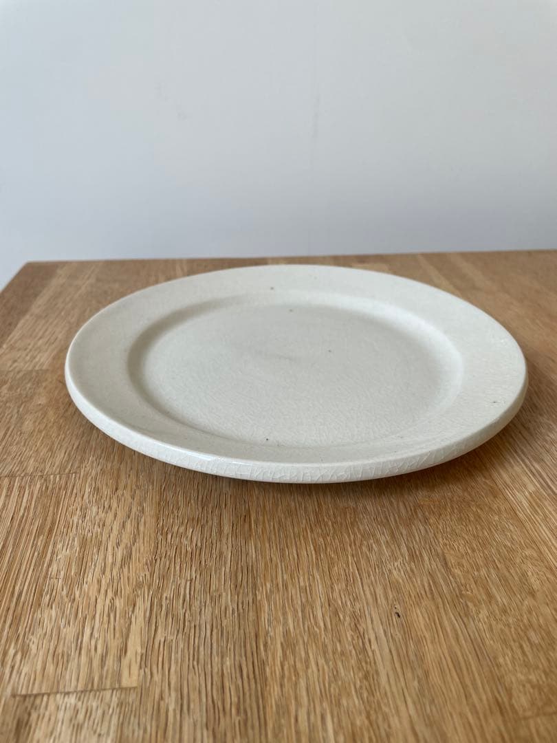 伊藤環　白泥貫入リムプレート　7寸