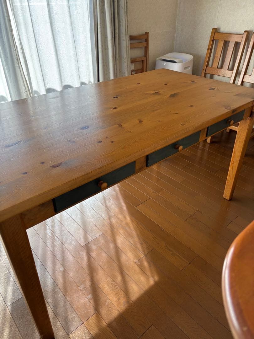アンファン　パイン材ダイニングテーブル