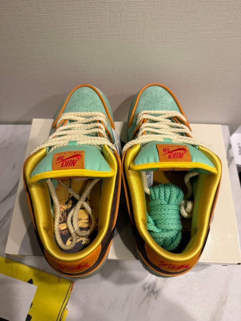 靴 T-KYUNNike SB Dunk Low Pro