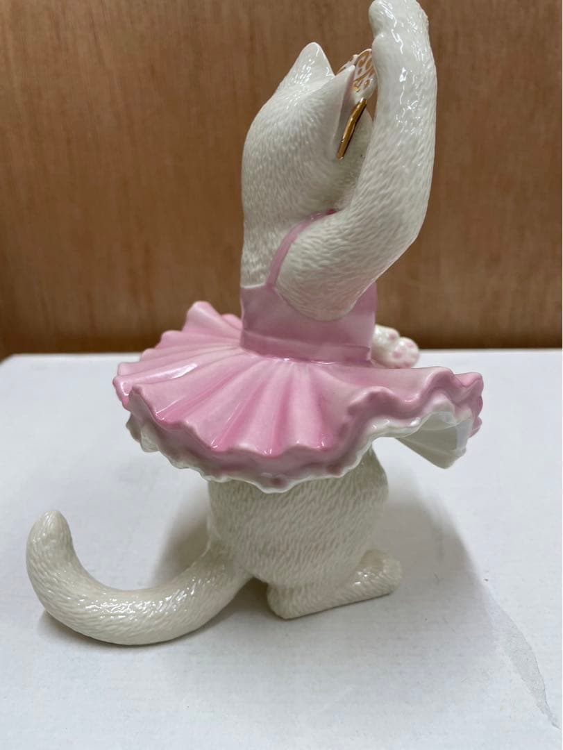 レノックス猫 ( 独宴会 ) Kitty's First Recital