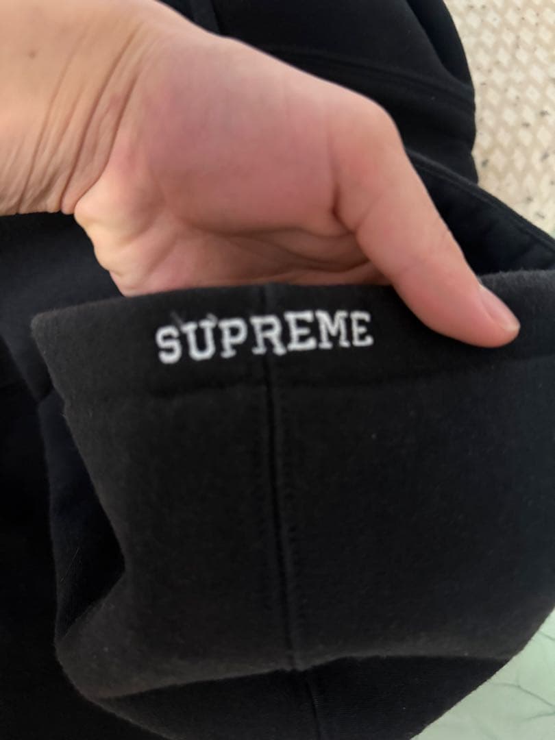 supreme シュプリーム　ツノパーカー　黒　sサイズ