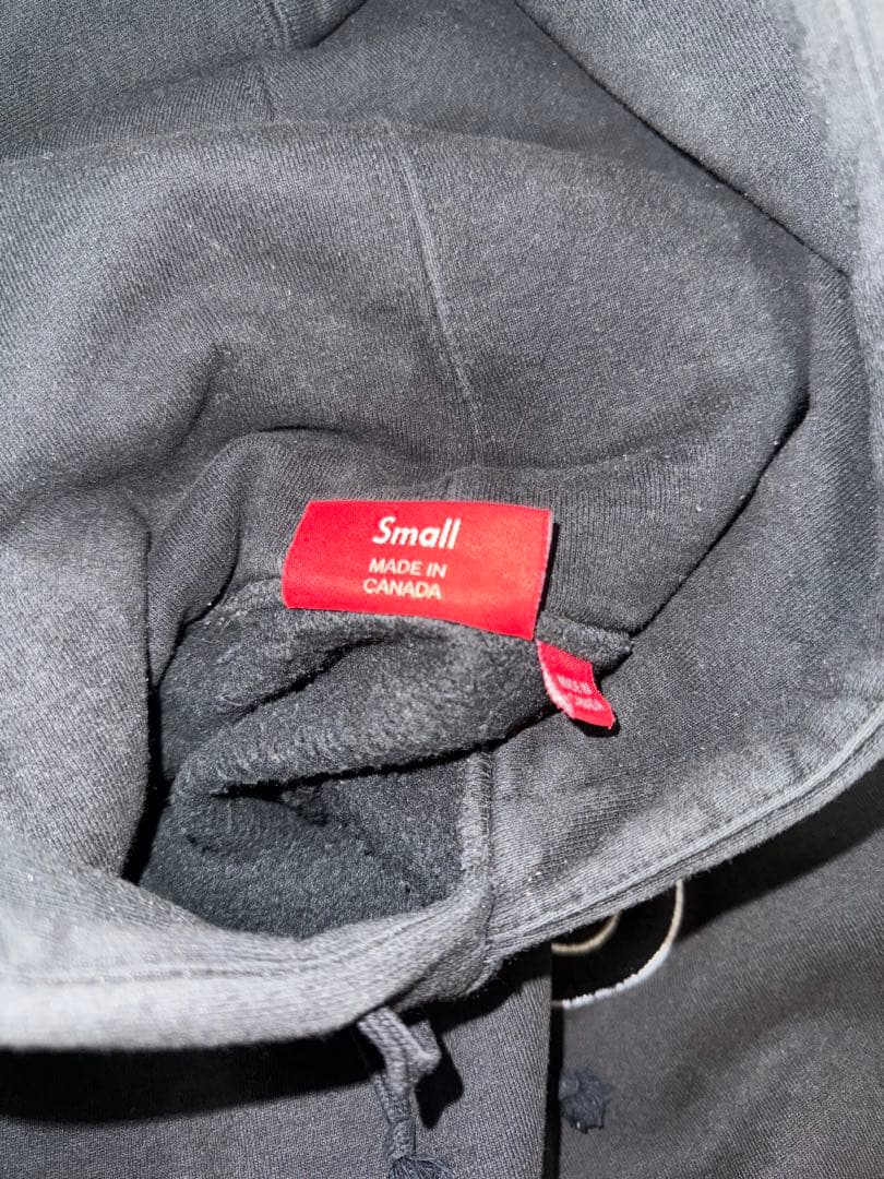 supreme シュプリーム　ツノパーカー　黒　sサイズ