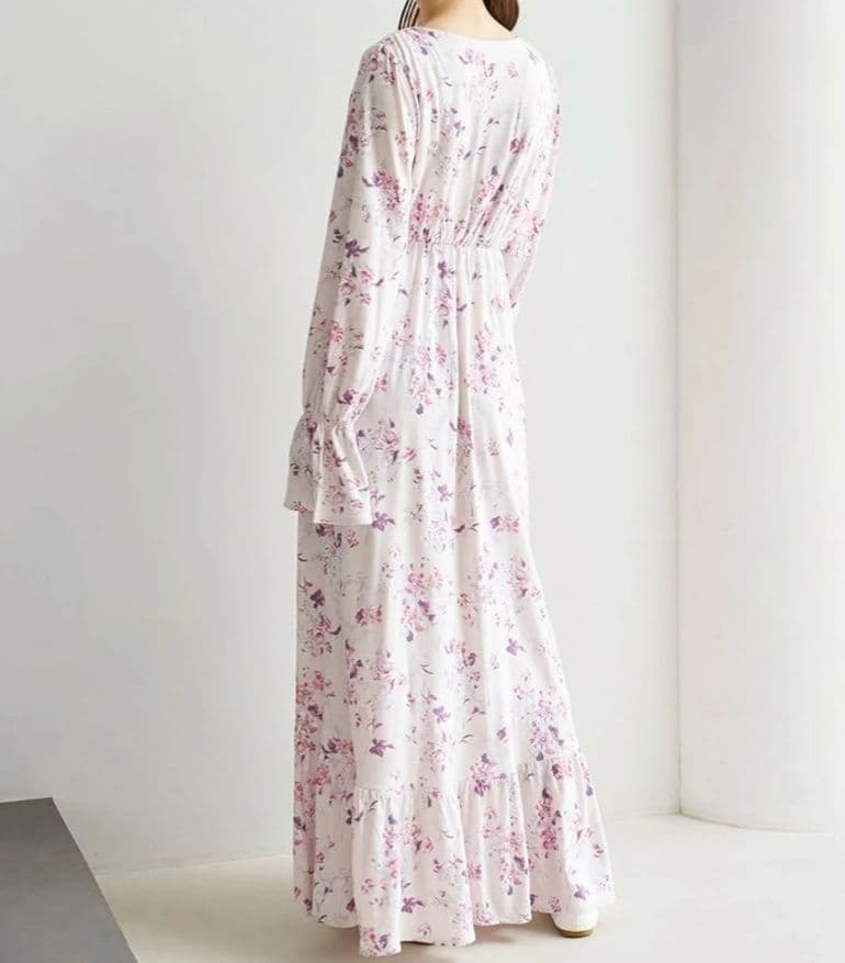 新品未使用ジェラートピケ gelato pique 花柄カップイン長袖ワンピース