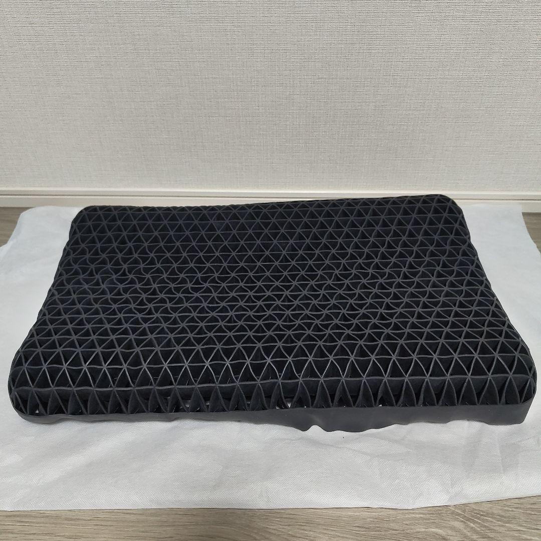 【専用カバー付き】ヒツジのいらない枕　黒　ブラック　至極