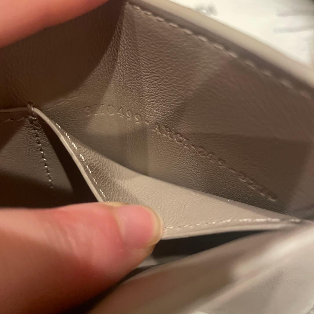 FENDI グレー 三つ折り財布