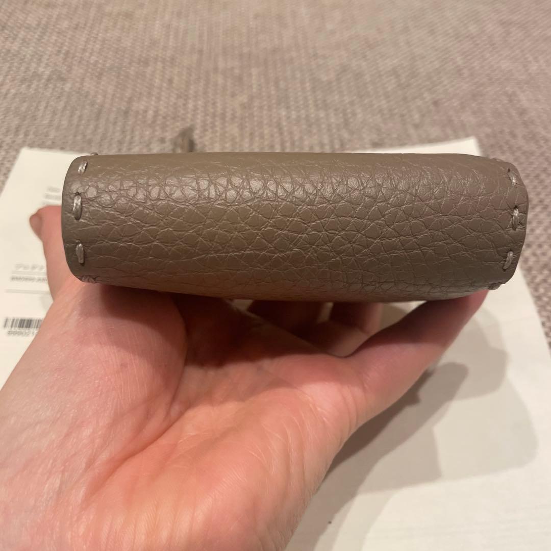 FENDI グレー 三つ折り財布